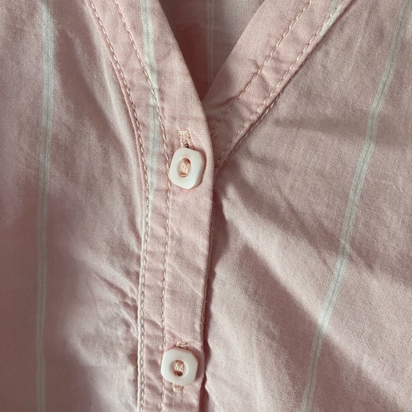 We The Free Farmhouse Fresh Top NWOT - Picture 7 of 8